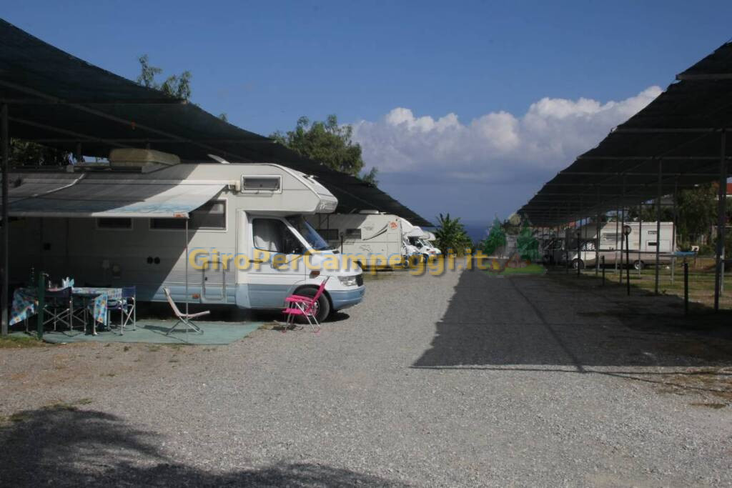 Area Attrezzata Camper Borgo Sul Porto di Parghelia