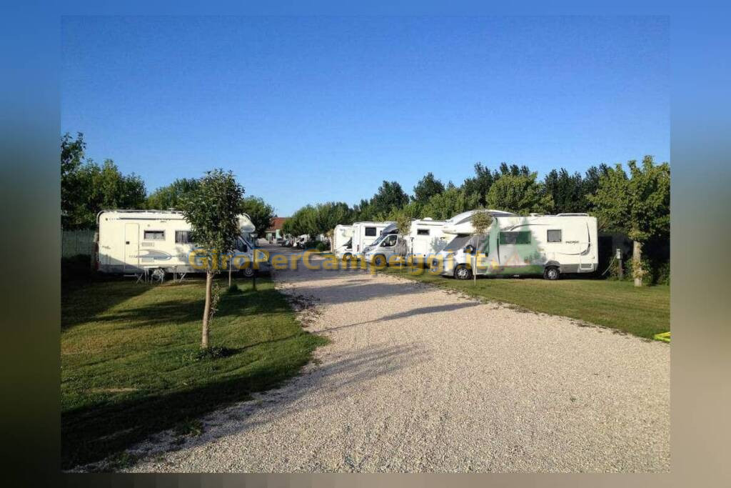 Area Sosta Camper Gulliver di Roseto degli Abruzzi (TE)