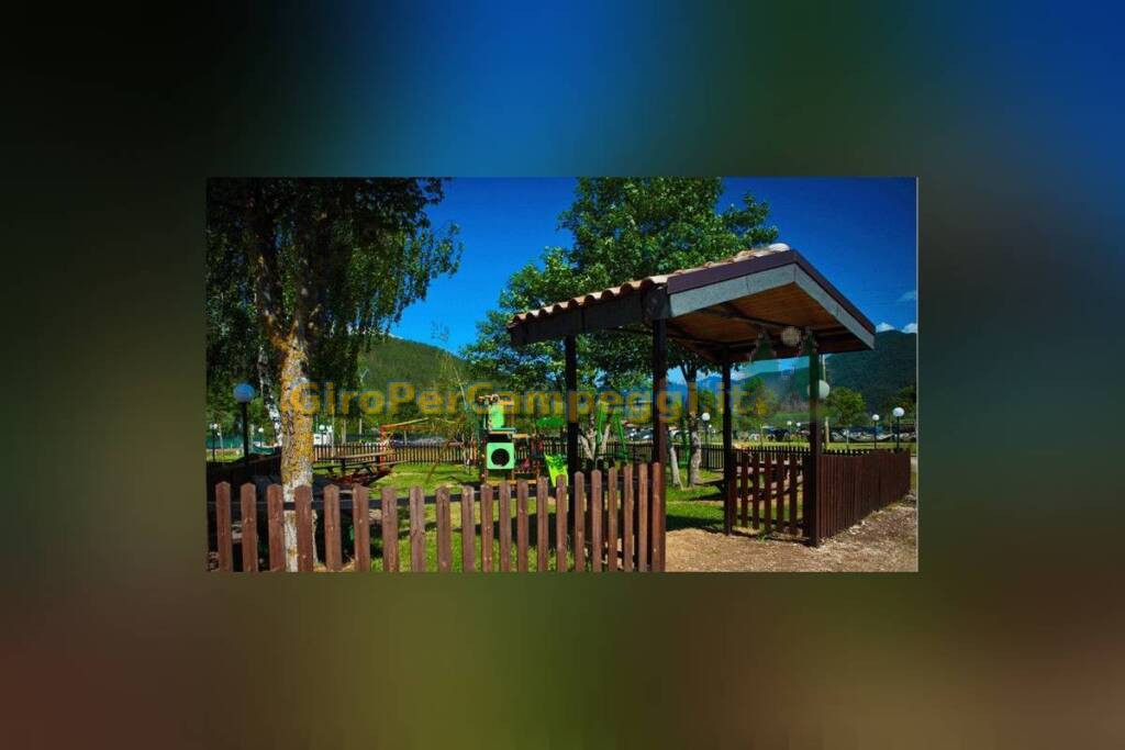 Villaggio Camping L'Aquila Reale di Pescasseroli