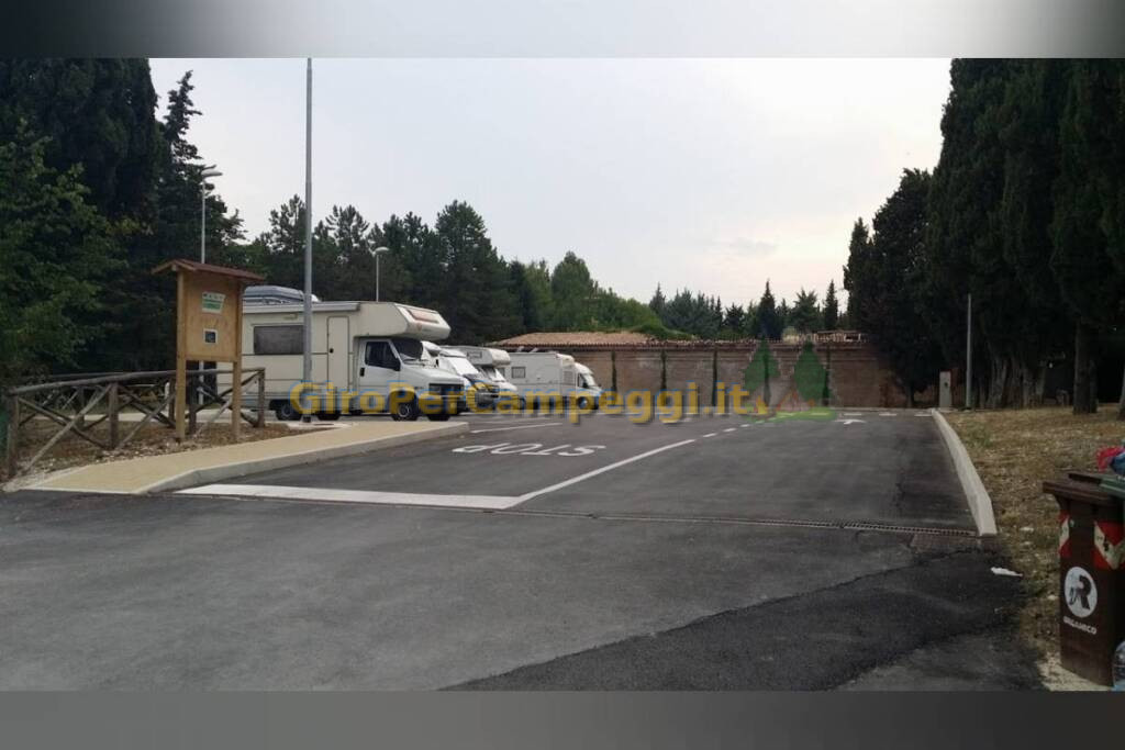 Area Attrezzata Camper a Mondavio (PU)