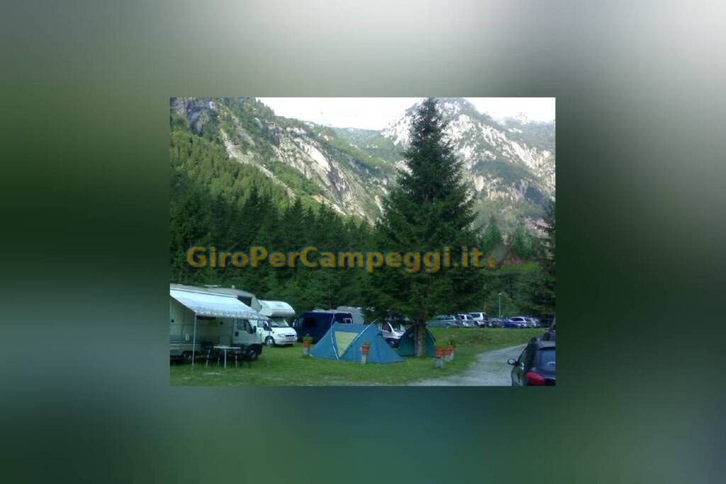 Camping Lo Scoiattolo di Val Masino (SO)