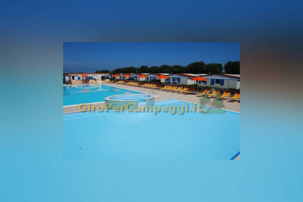 Camping Mare Blu di Fano (PU)