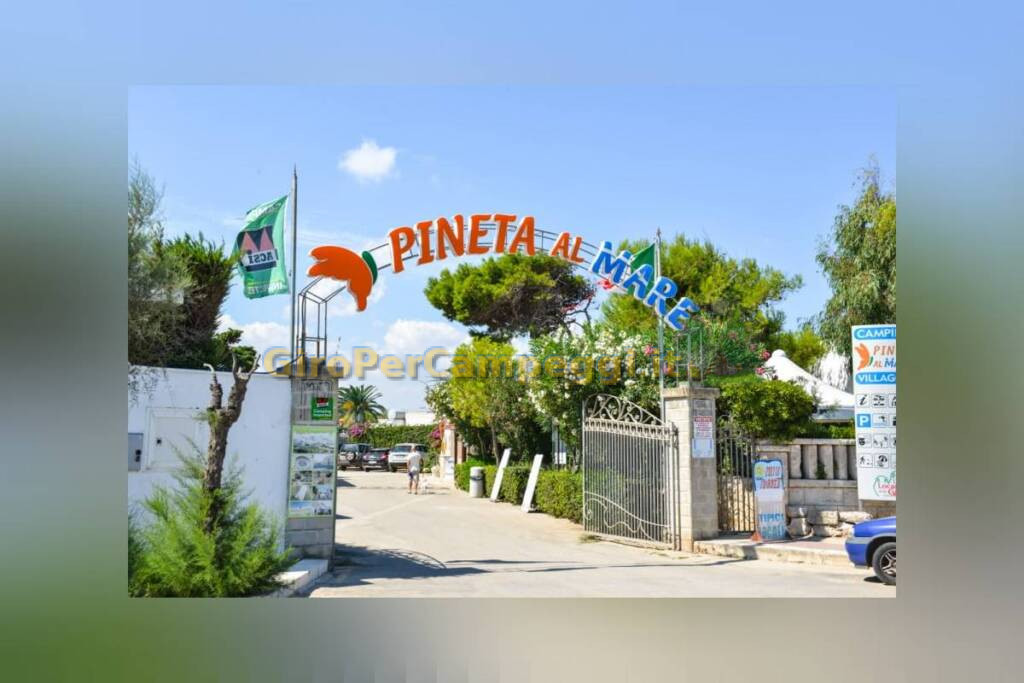 Villaggio Camping Pineta al Mare di Carovigno (BR)