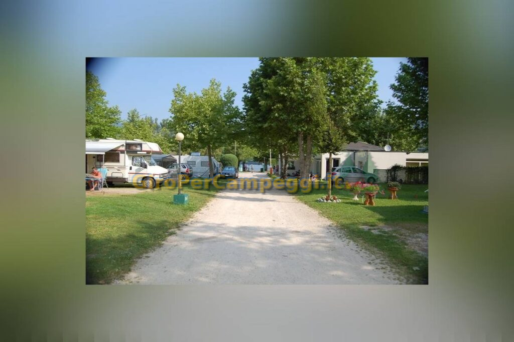 Camping Spiaggia di Calceranica al Lago (TN)