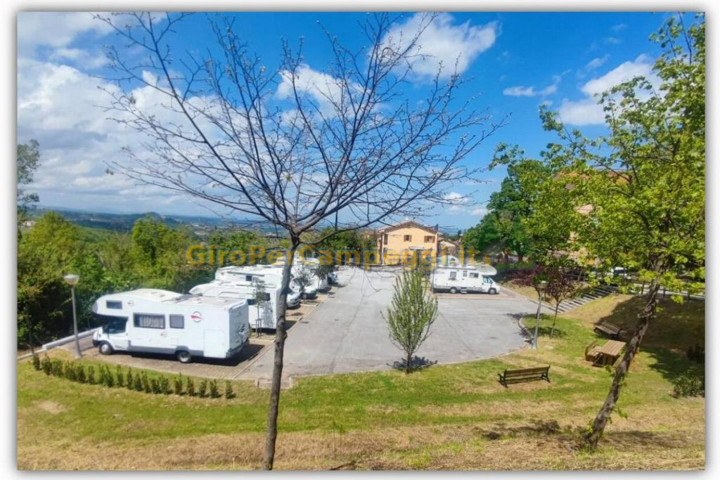 Area Attrezzata Camper Cingoli (MC)