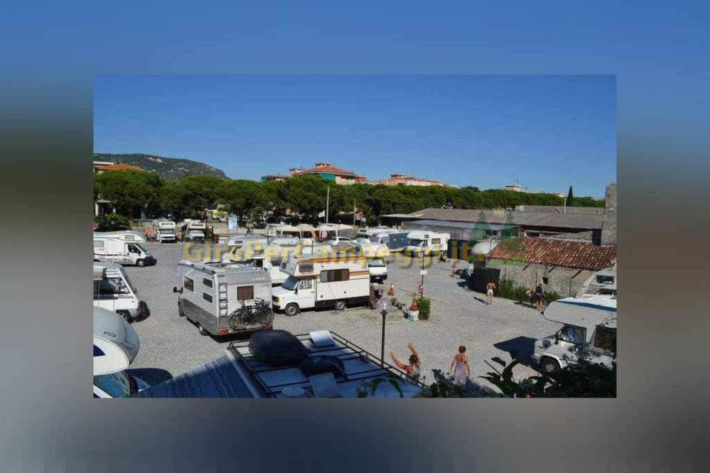 Area Attrezzata Camper Pietra Ligure (SV)