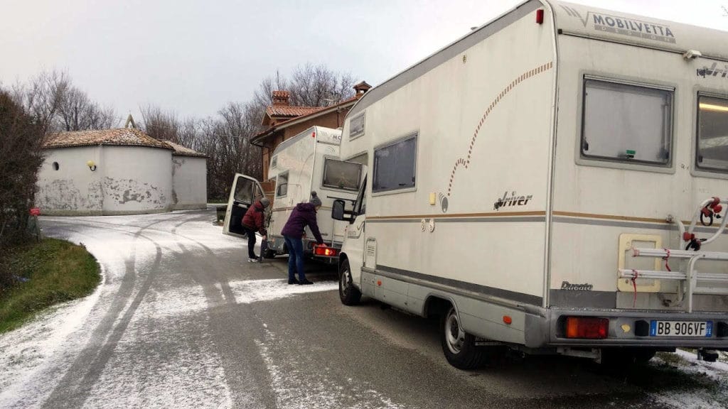 Festa del Nino 2016 con Neve - I nostri Camper Parcheggiati