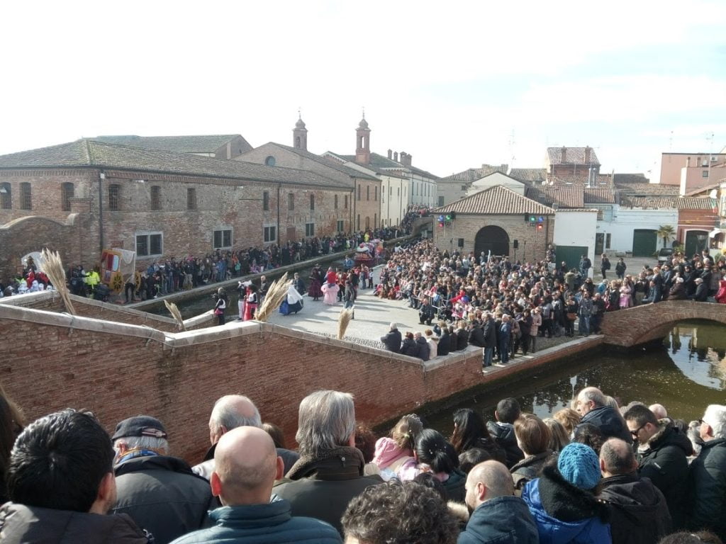 Carnevale sull'acqua di Comacchio - L'attesa