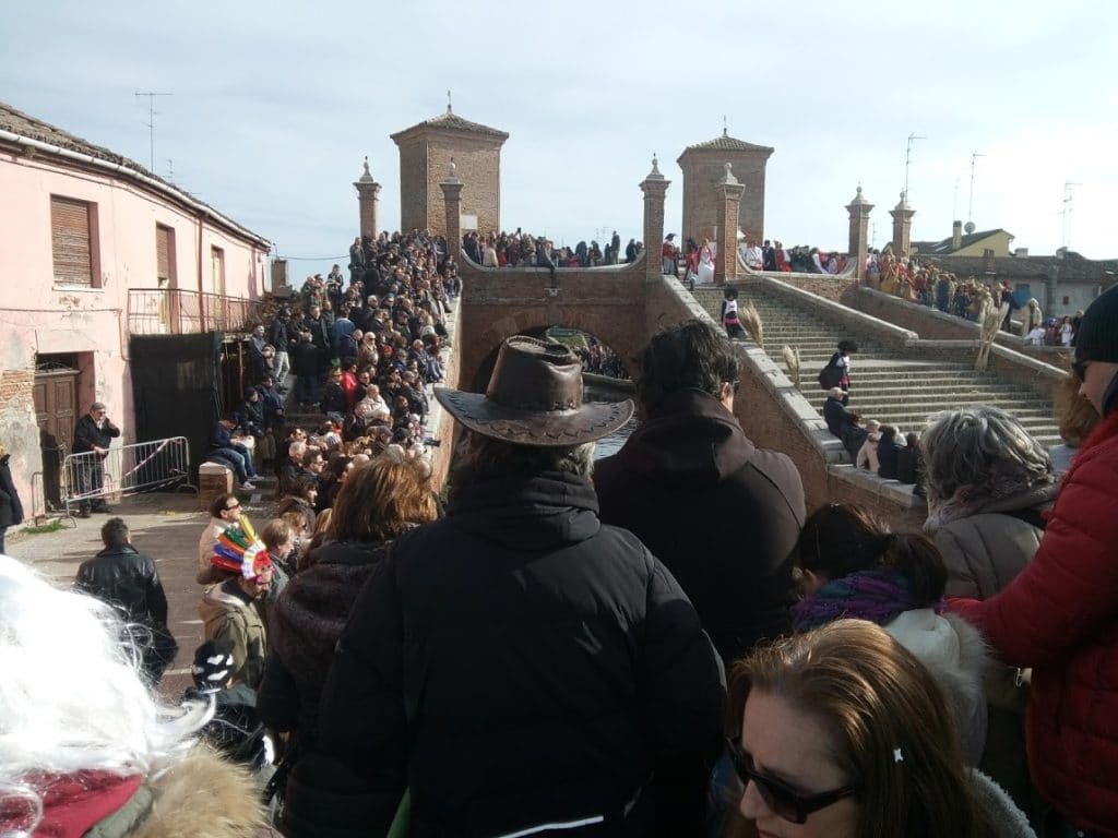 Carnevale sull'acqua di Comacchio - Verso il Centro dell'Evento