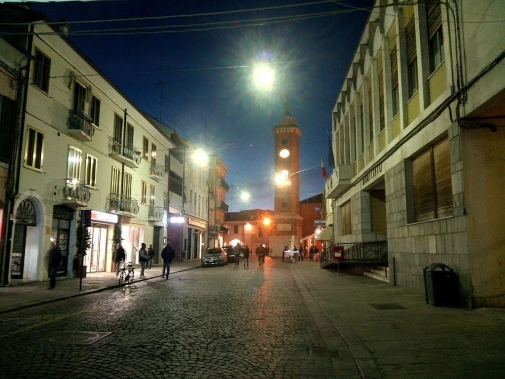 Comacchio il Corso ed il Campanile