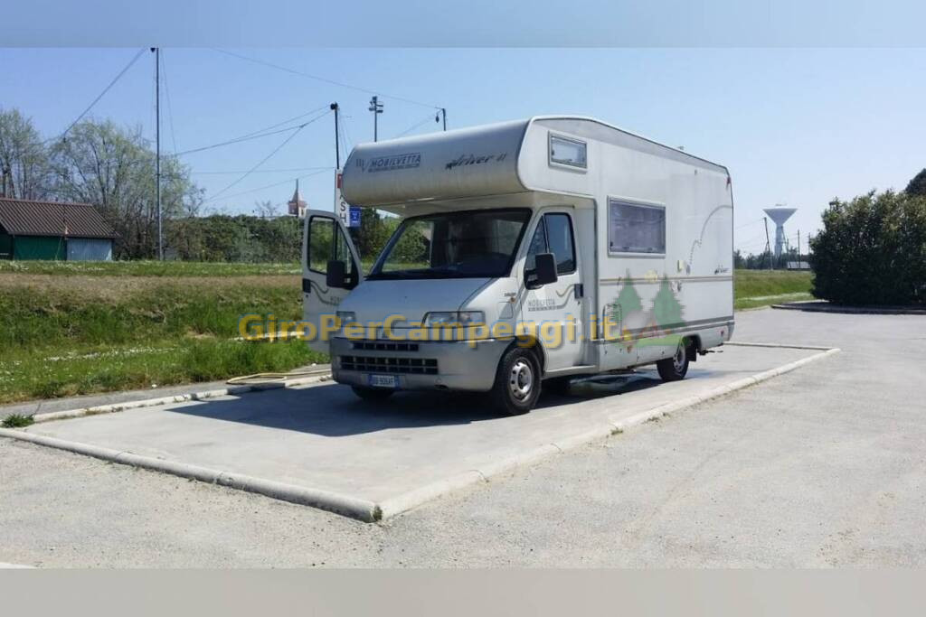 Area Sosta Camper Parcheggio della Rocca Cesenatico (FC)v