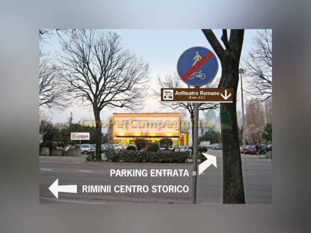 Area Camper Settebello Rimini Parking (RN)