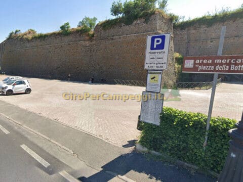 Parcheggio a Nepi