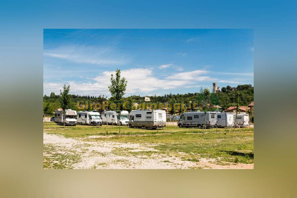 Area Sosta Camper Parcheggio Virgilio di Valeggio sul Mincio (VR)